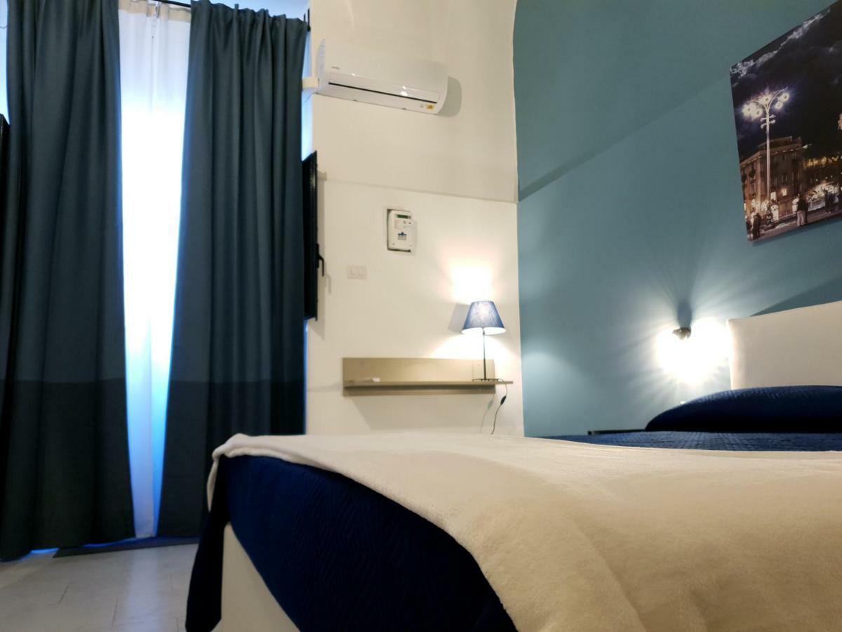 Il Vicolo Home 卡塔尼亚 外观 照片